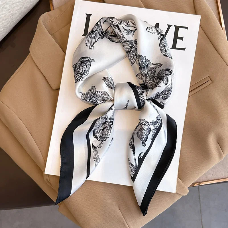Foulard Floral Satiné